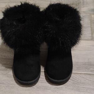 Cozy Black Fur-Trimmed Boots Size 12 Girls